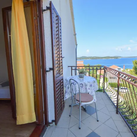 Rose-3 By Interhome Apartamento