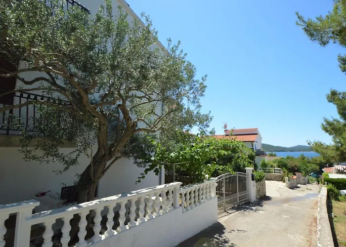 Rose-3 By Interhome * Zaboric