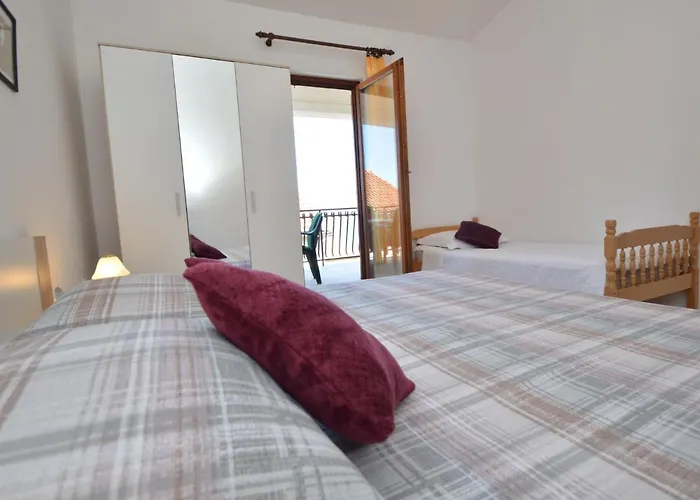 Apartman Rose-3 By Interhome Zaboric