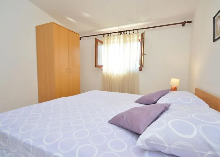 Apartman Rose-3 By Interhome Zaboric