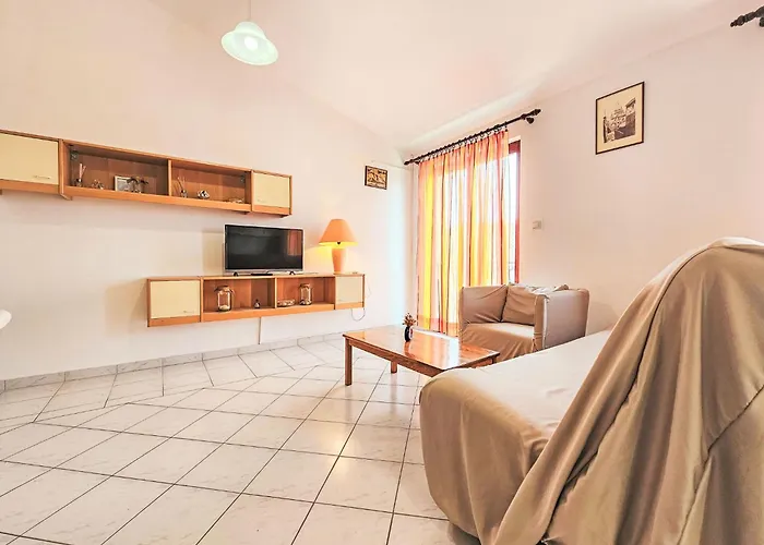 Apartman Rose-3 By Interhome Zaboric